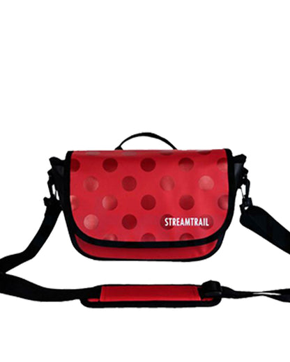 Clam Dot Shoulder Bag